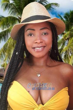 205903 - Cesie Age: 40 - Colombia